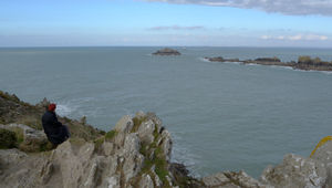 La pointe rocheuse de Cancale et les polders et marais de Dol