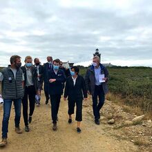 Accueil d'Annick Girardin, ministre de la Mer, sur l'île de Groix (Morbihan).