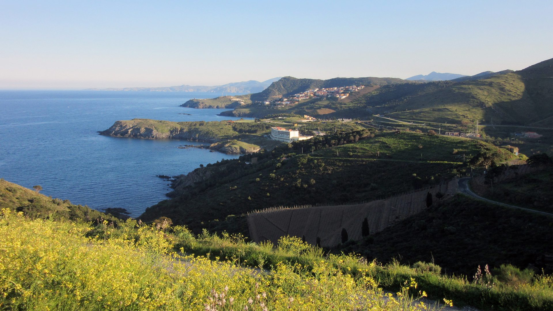 COTE ROCHEUSE DES ALBERES