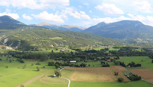 La plaine et les terrasses d’Embrun