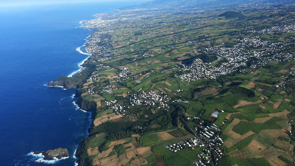 Côte du « Sud Sauvage », de Terre-Sainte à la rampe de Basse-Vallée