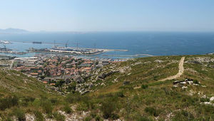 Des panoramas admirables vers la mer et l’arrière-pays