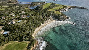 De la Cala di Ciappili au Golfe de Santa Giulia : paysages naturels et mitage résidentiel