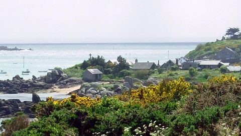 Au sud-ouest de l’archipel, la Grande Île