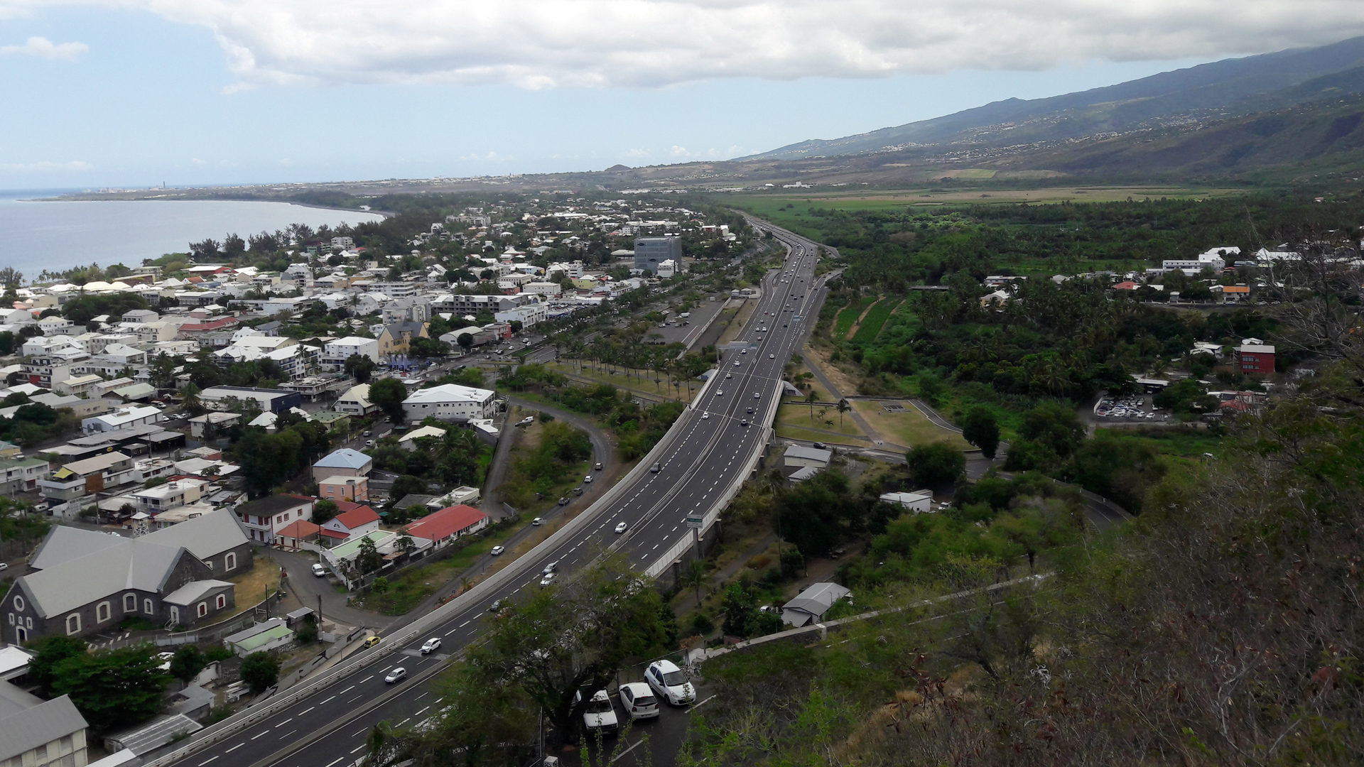 LA MONTAGNE ET PLAINE DE SAINT PAUL - LA REUNION